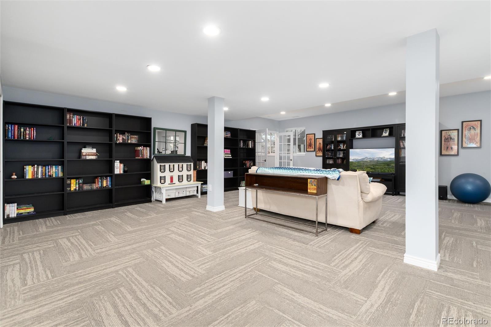 MLS Image #20 for 9798  sylvestor road,highlands ranch, Colorado