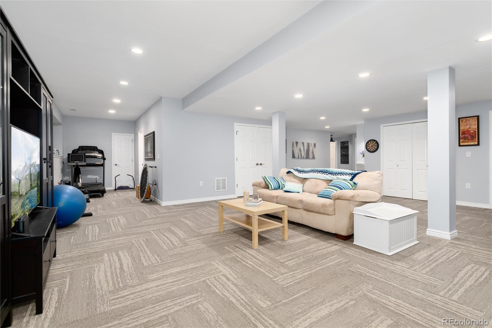 MLS Image #22 for 9798  sylvestor road,highlands ranch, Colorado