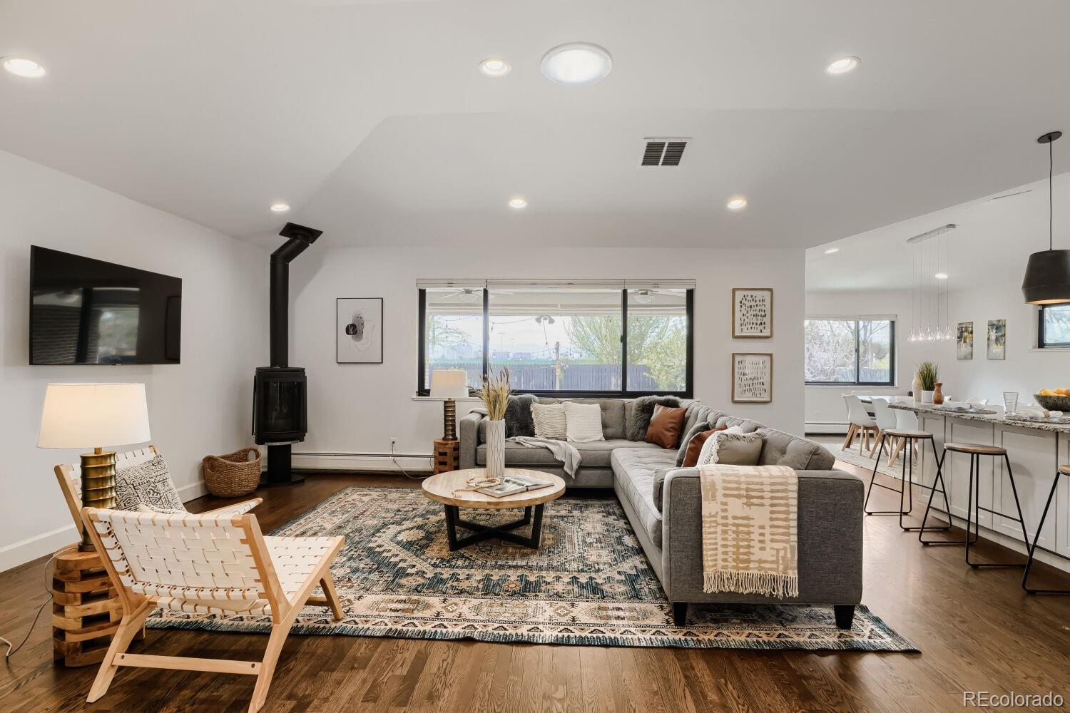 MLS Image #3 for 505 s magnolia lane,denver, Colorado