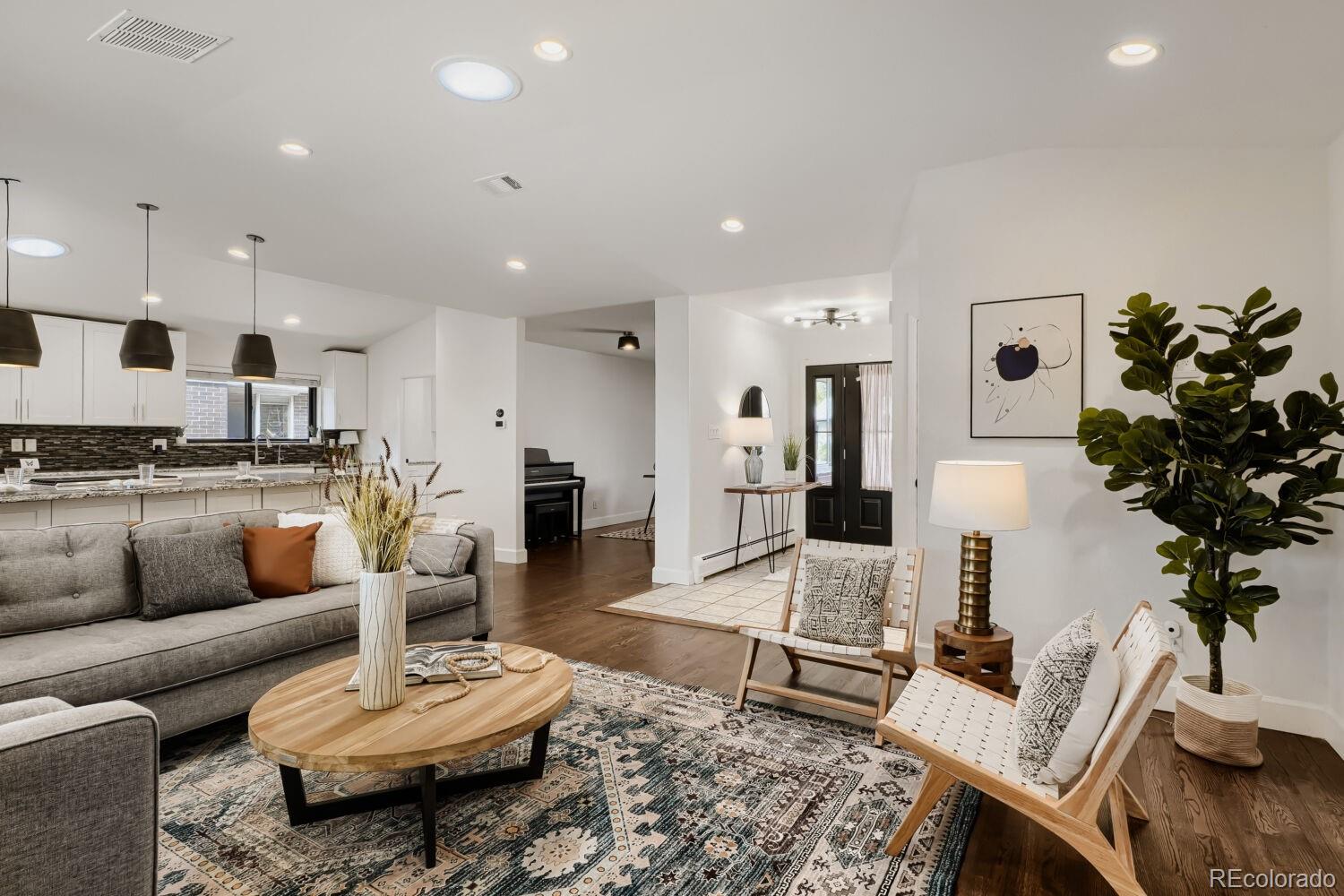 MLS Image #6 for 505 s magnolia lane,denver, Colorado