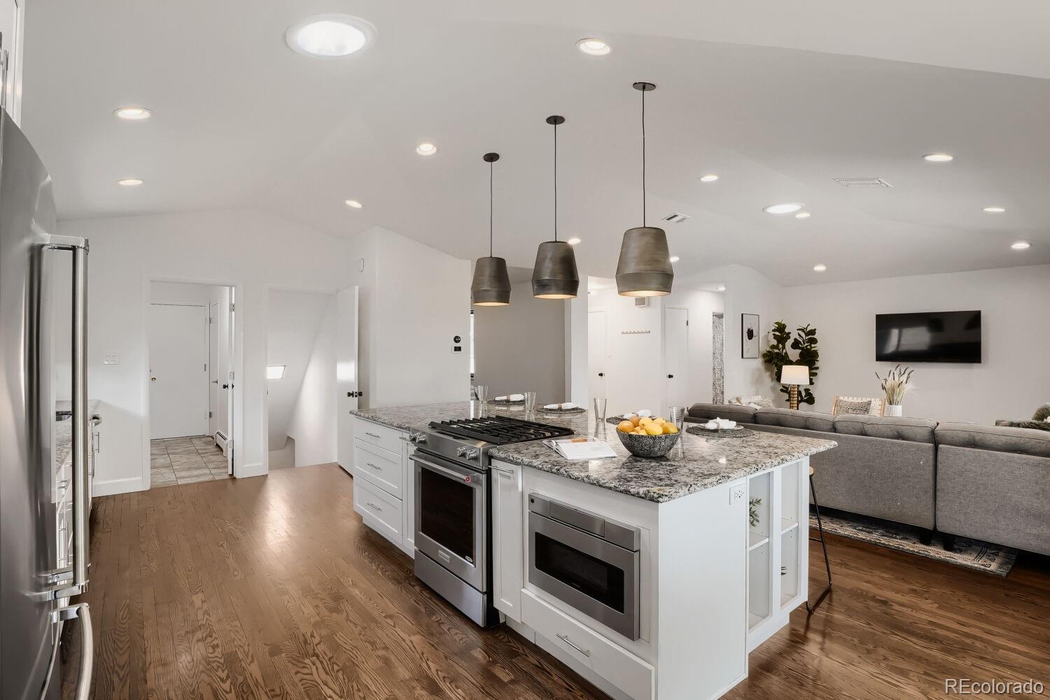 MLS Image #9 for 505 s magnolia lane,denver, Colorado