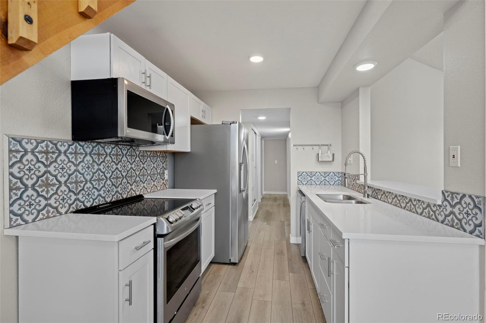 MLS Image #2 for 3539 s fairplay way 10,aurora, Colorado
