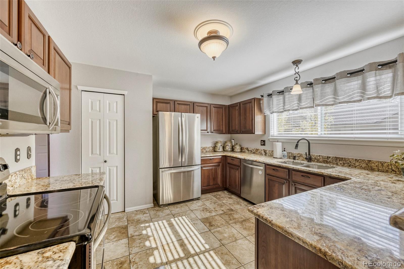 MLS Image #10 for 16061 w 64th way,arvada, Colorado
