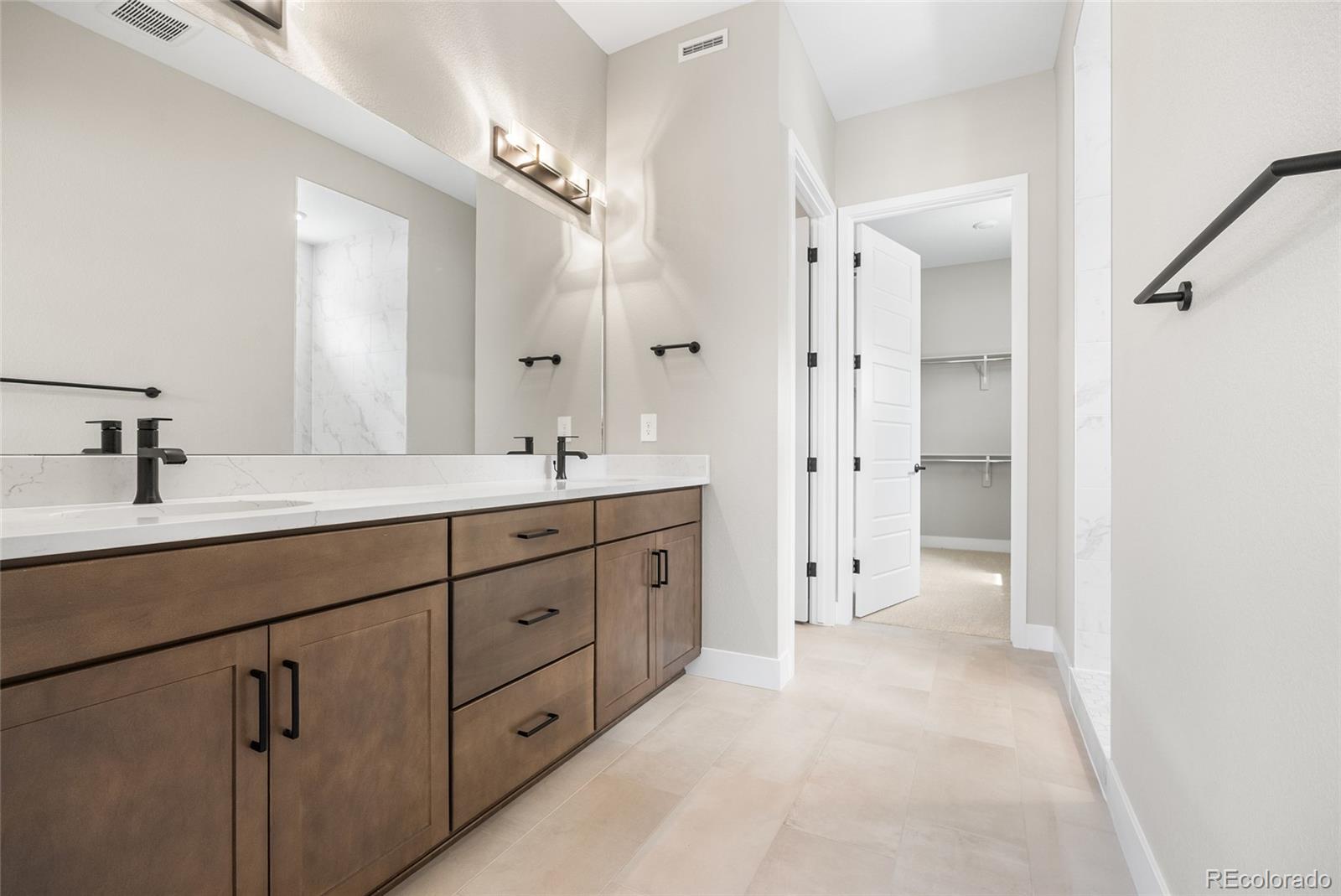 MLS Image #16 for 8811 s quemoy street,aurora, Colorado