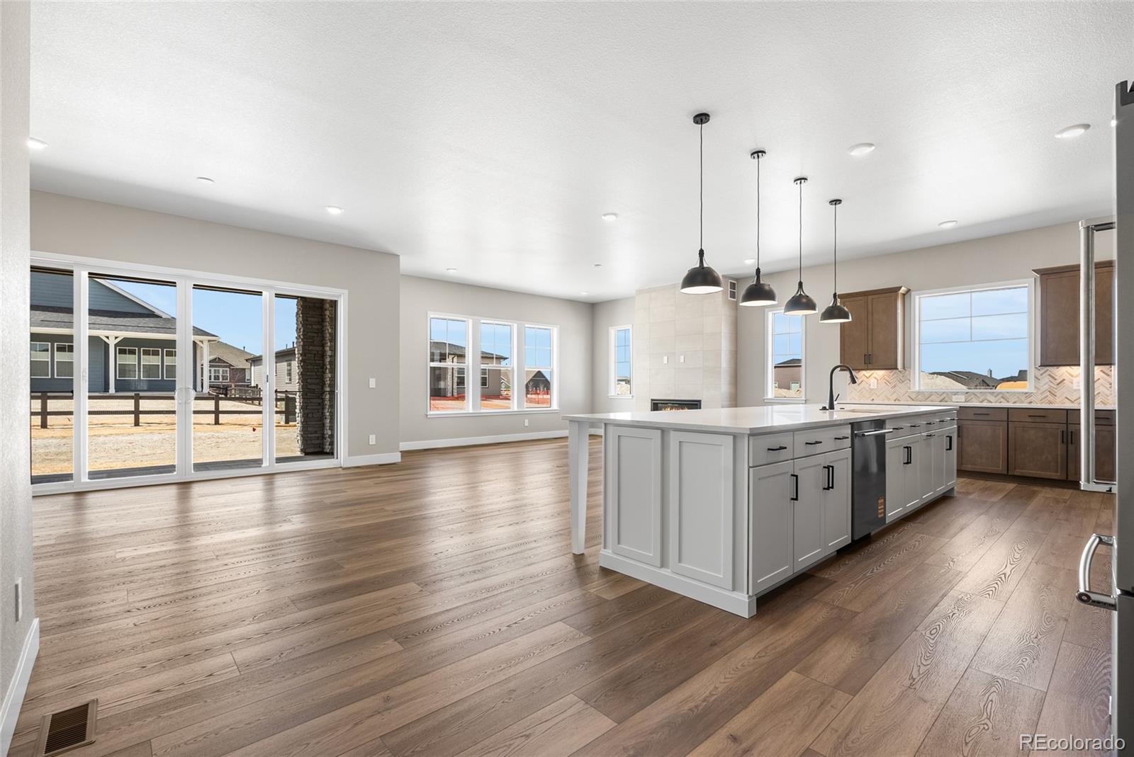 MLS Image #5 for 8811 s quemoy street,aurora, Colorado