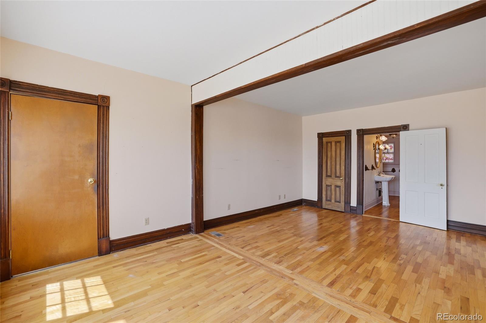 MLS Image #19 for 106  waltham avenue,manitou springs, Colorado