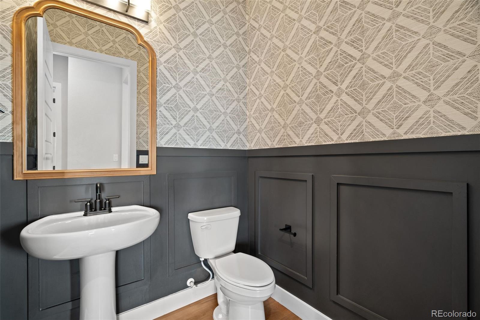 MLS Image #11 for 8403 s winnipeg court,aurora, Colorado