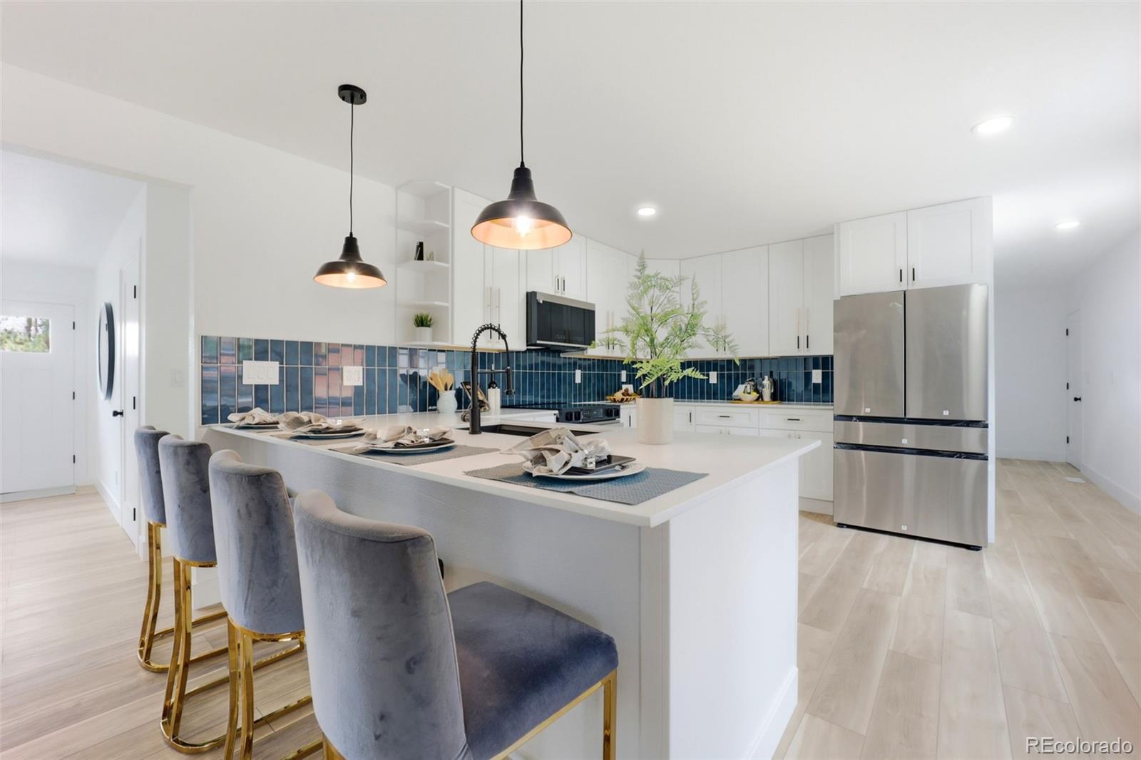 MLS Image #10 for 2900 s golden way,denver, Colorado