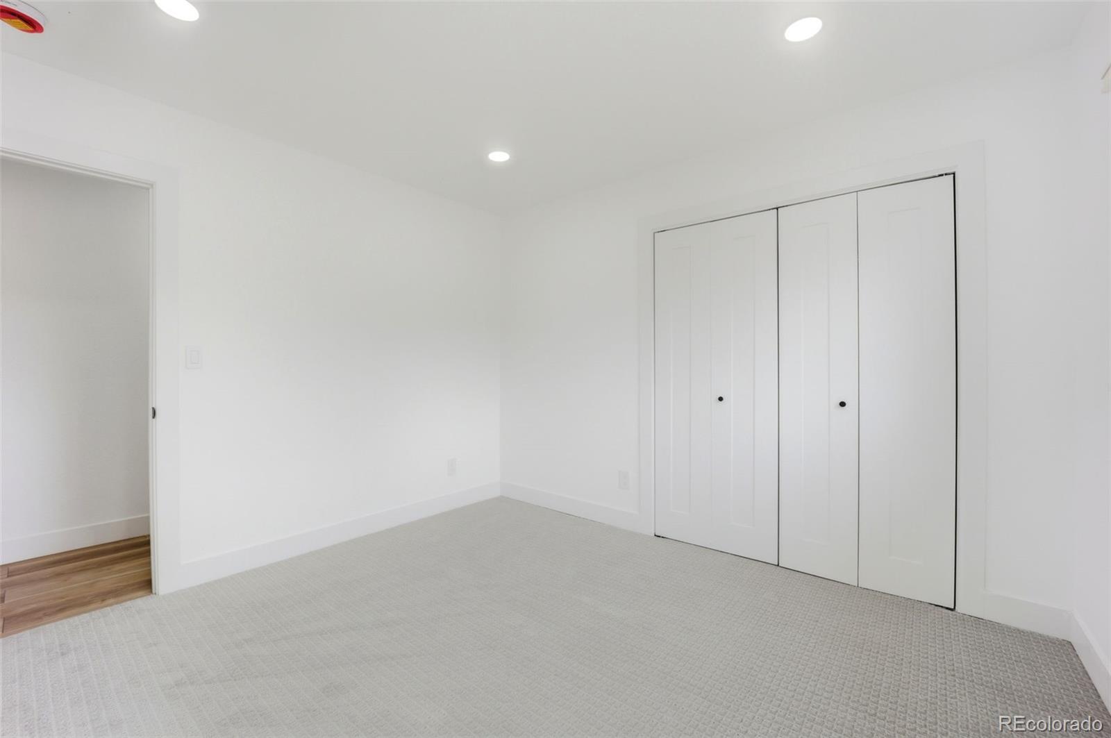 MLS Image #30 for 2900 s golden way,denver, Colorado