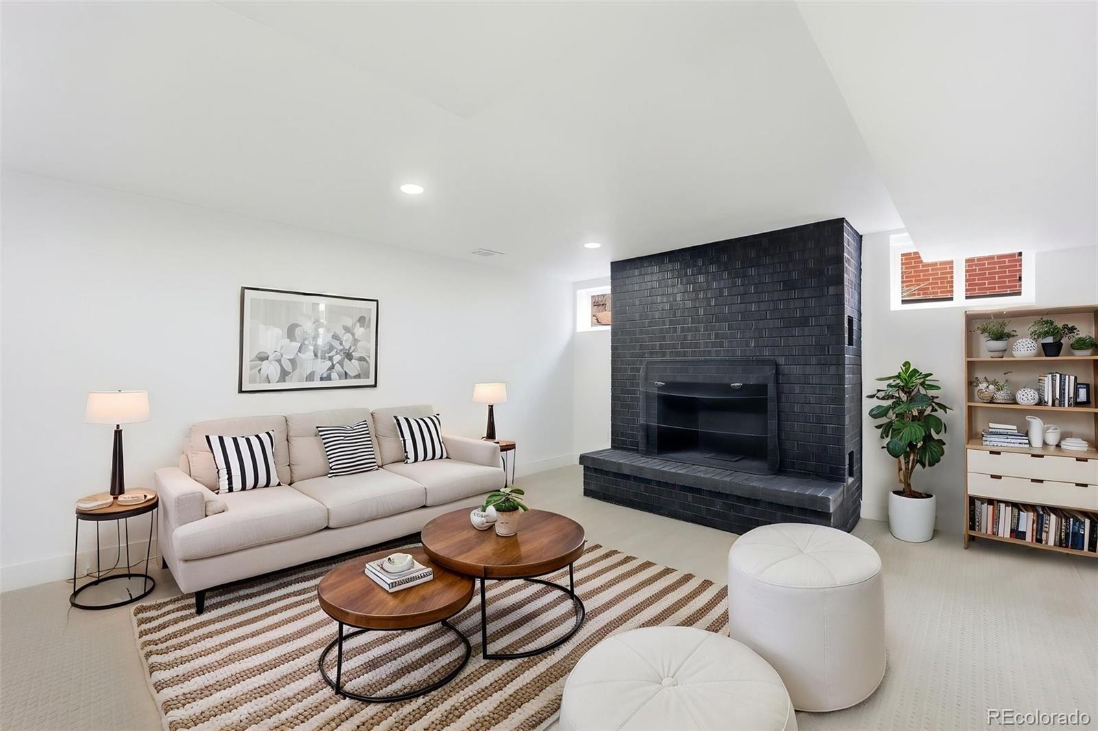 MLS Image #34 for 2900 s golden way,denver, Colorado