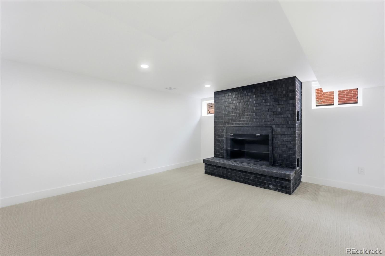 MLS Image #35 for 2900 s golden way,denver, Colorado
