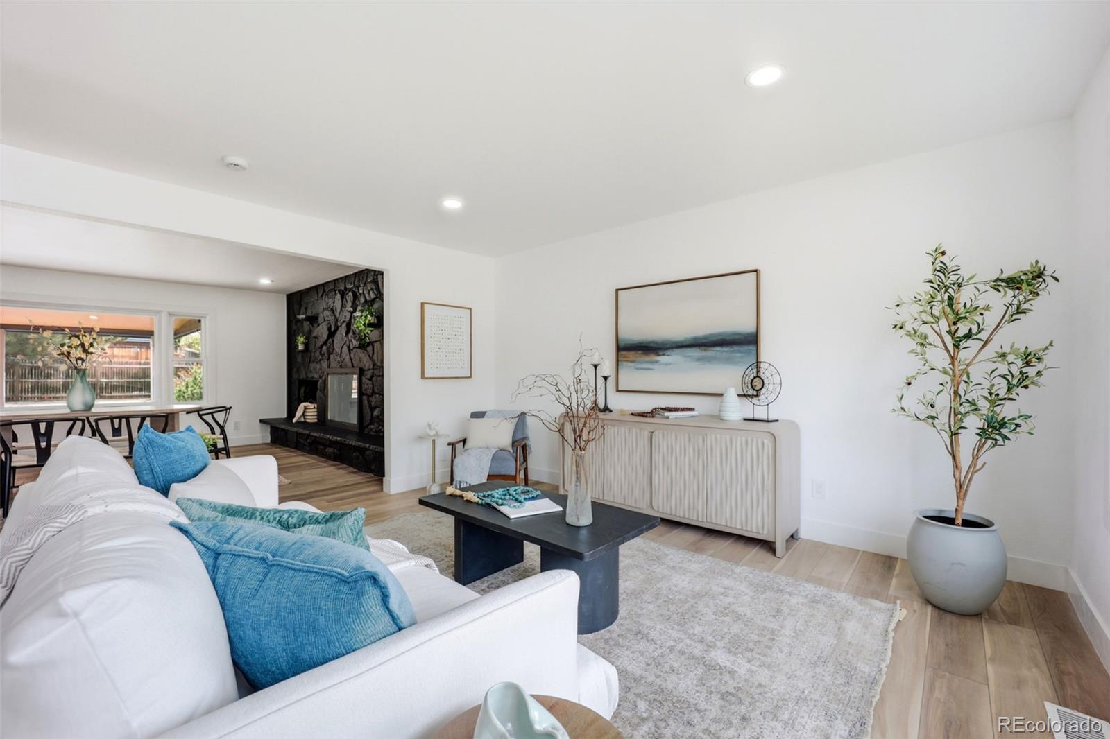 MLS Image #4 for 2900 s golden way,denver, Colorado