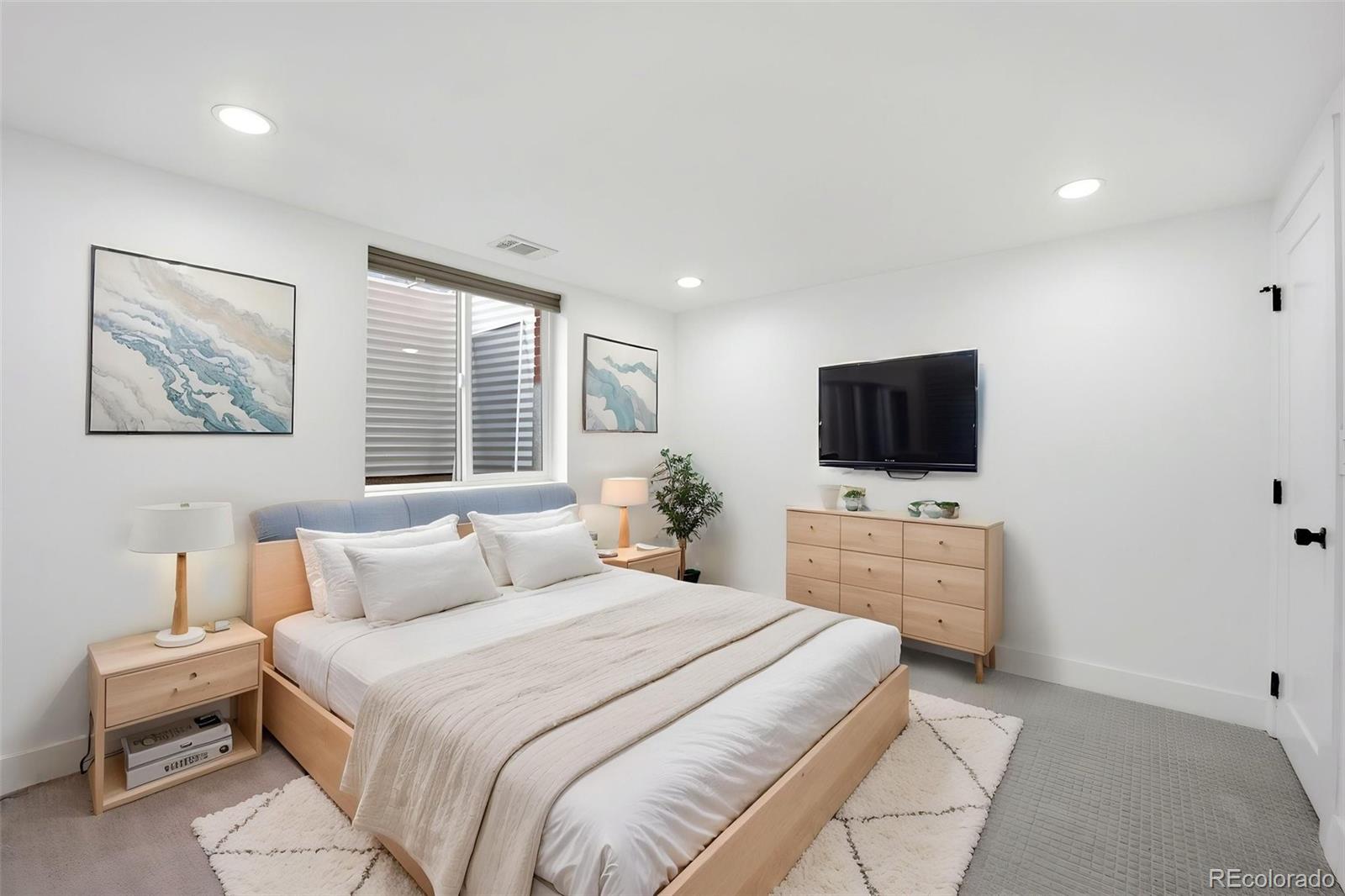 MLS Image #40 for 2900 s golden way,denver, Colorado