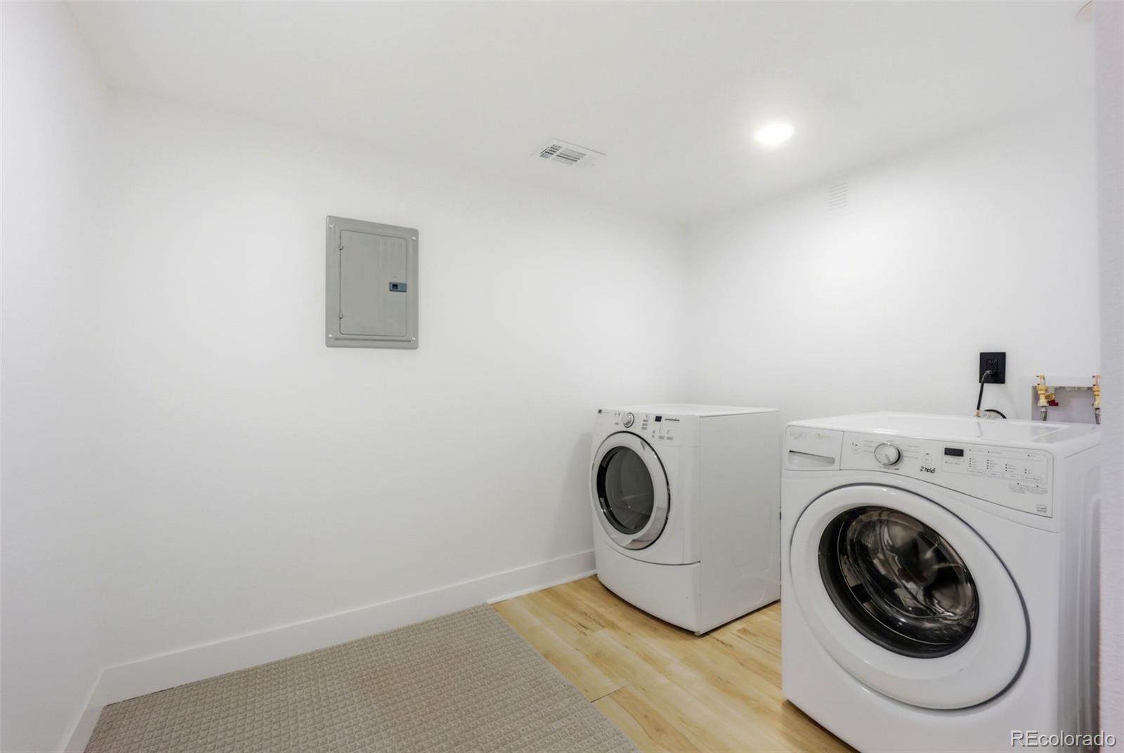 MLS Image #43 for 2900 s golden way,denver, Colorado