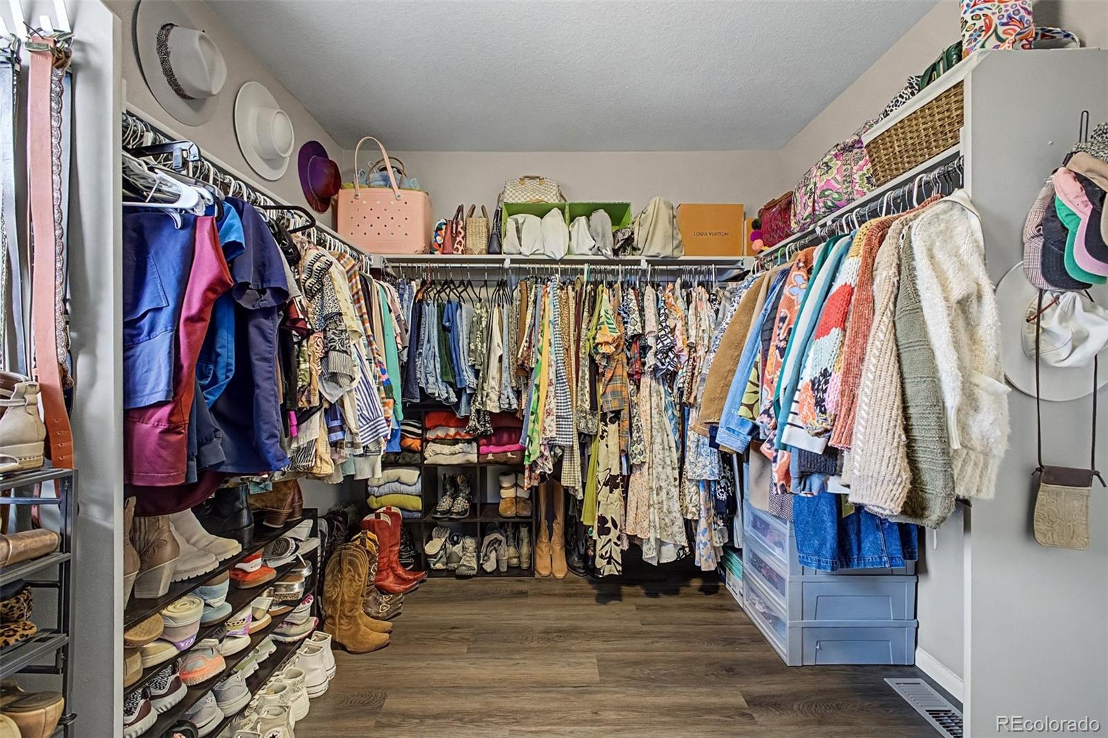MLS Image #28 for 15022 w 70th avenue,arvada, Colorado