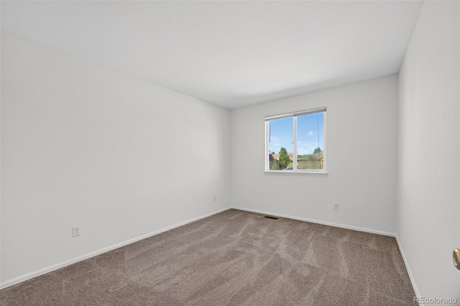 MLS Image #15 for 10481  tucson street,commerce city, Colorado