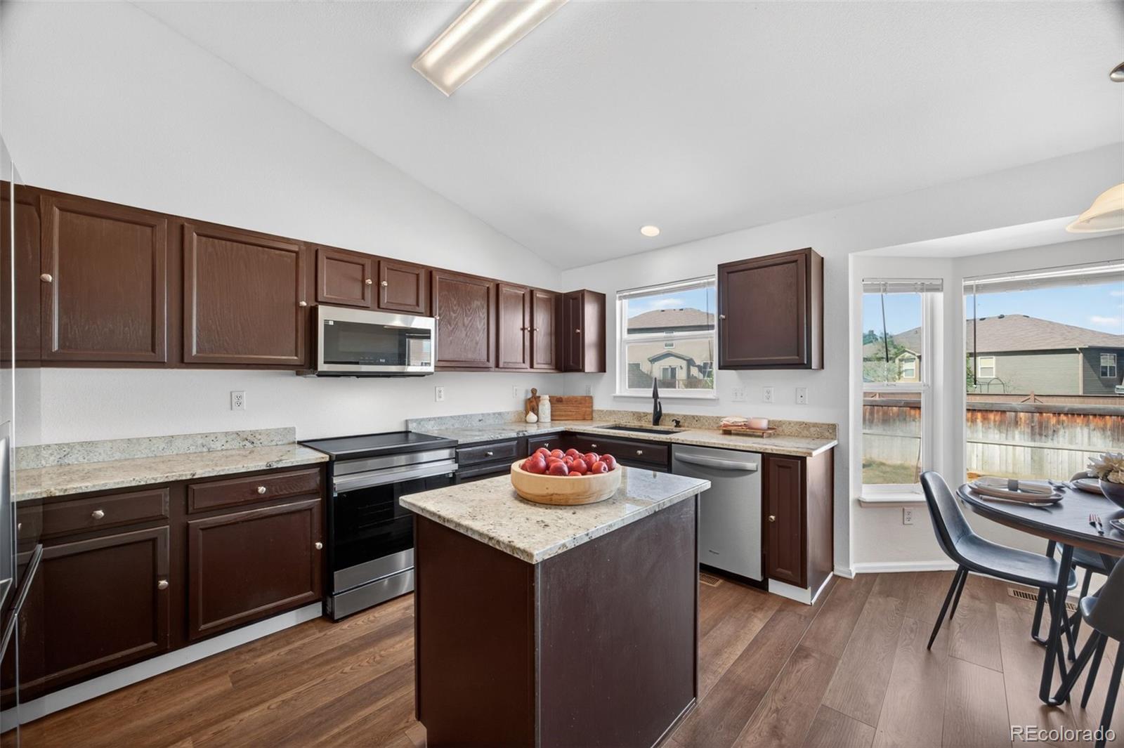 MLS Image #6 for 10481  tucson street,commerce city, Colorado