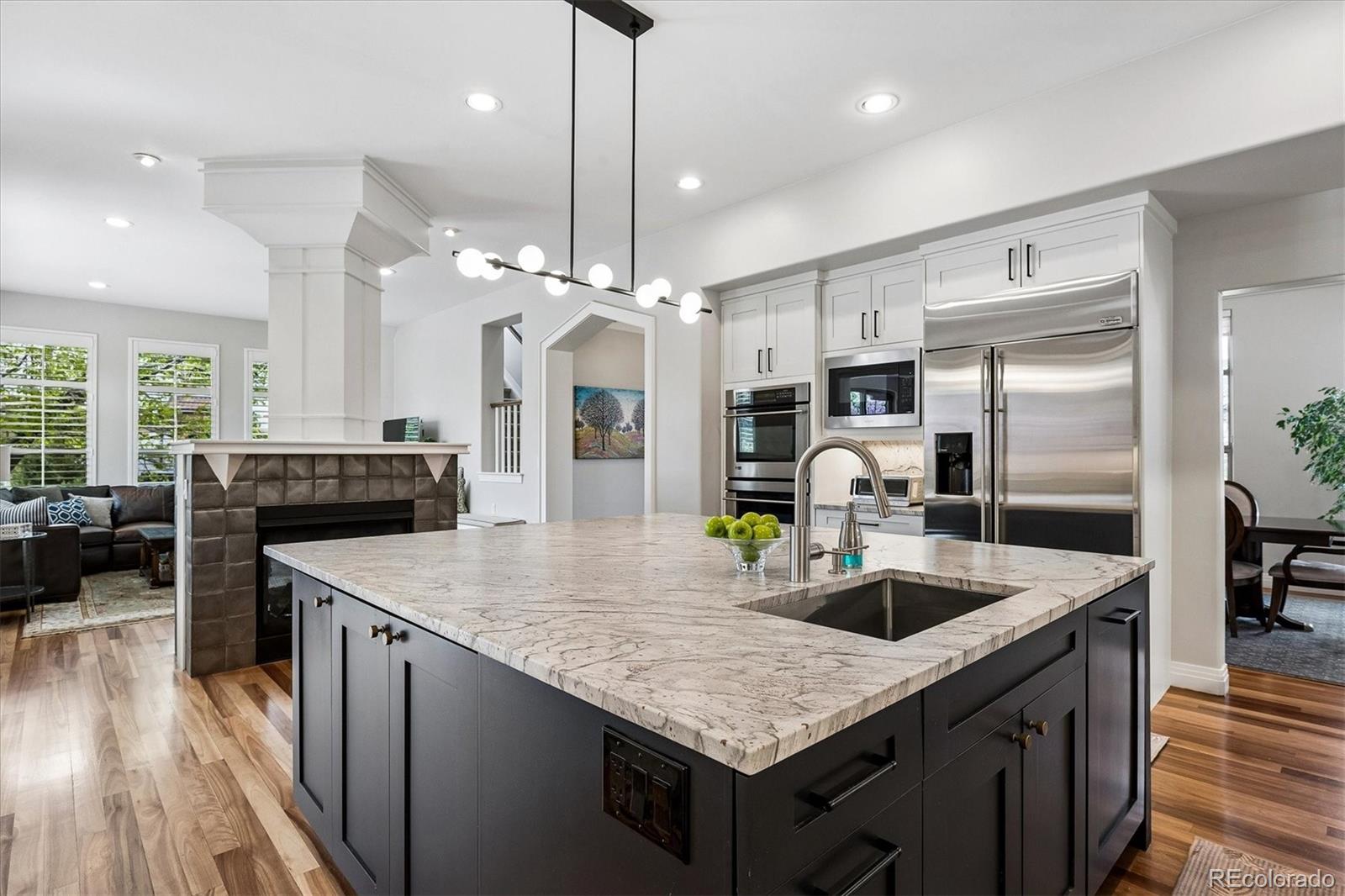 MLS Image #17 for 9716 e 34th avenue,denver, Colorado