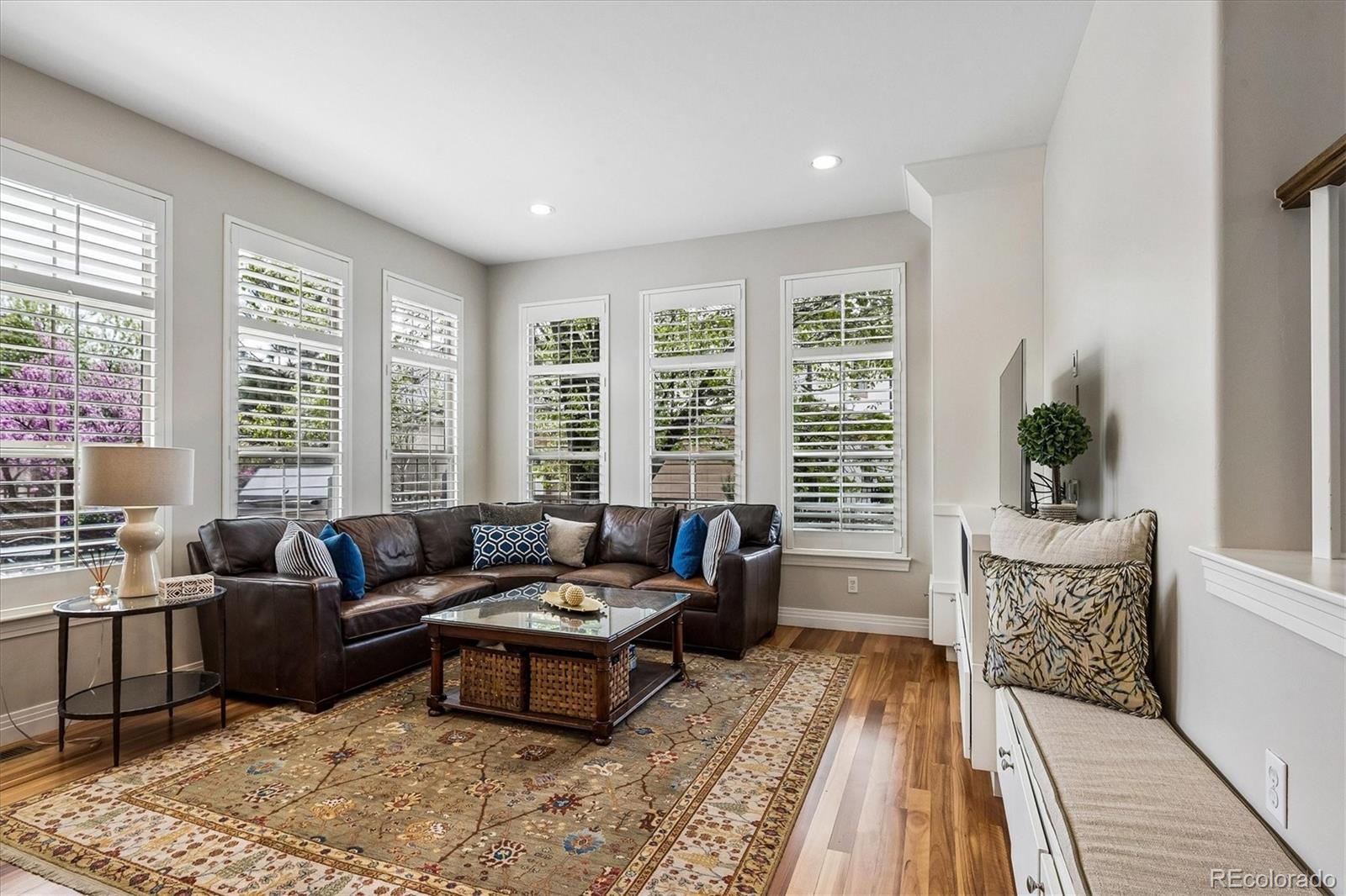 MLS Image #19 for 9716 e 34th avenue,denver, Colorado