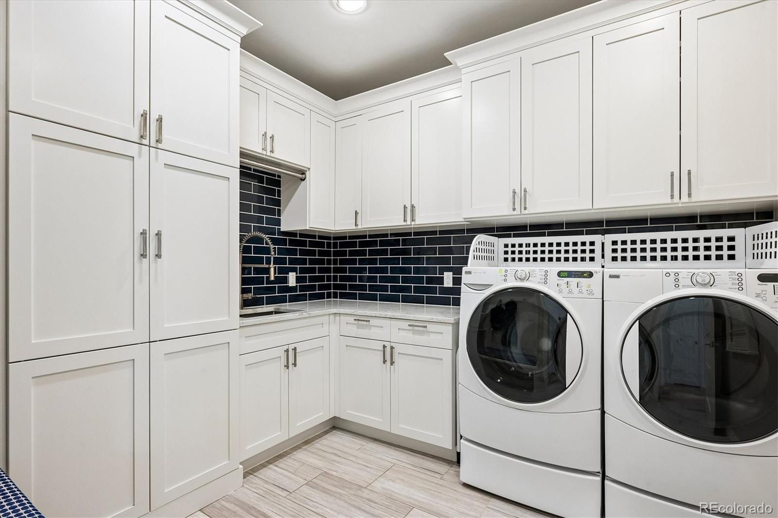 MLS Image #24 for 9716 e 34th avenue,denver, Colorado