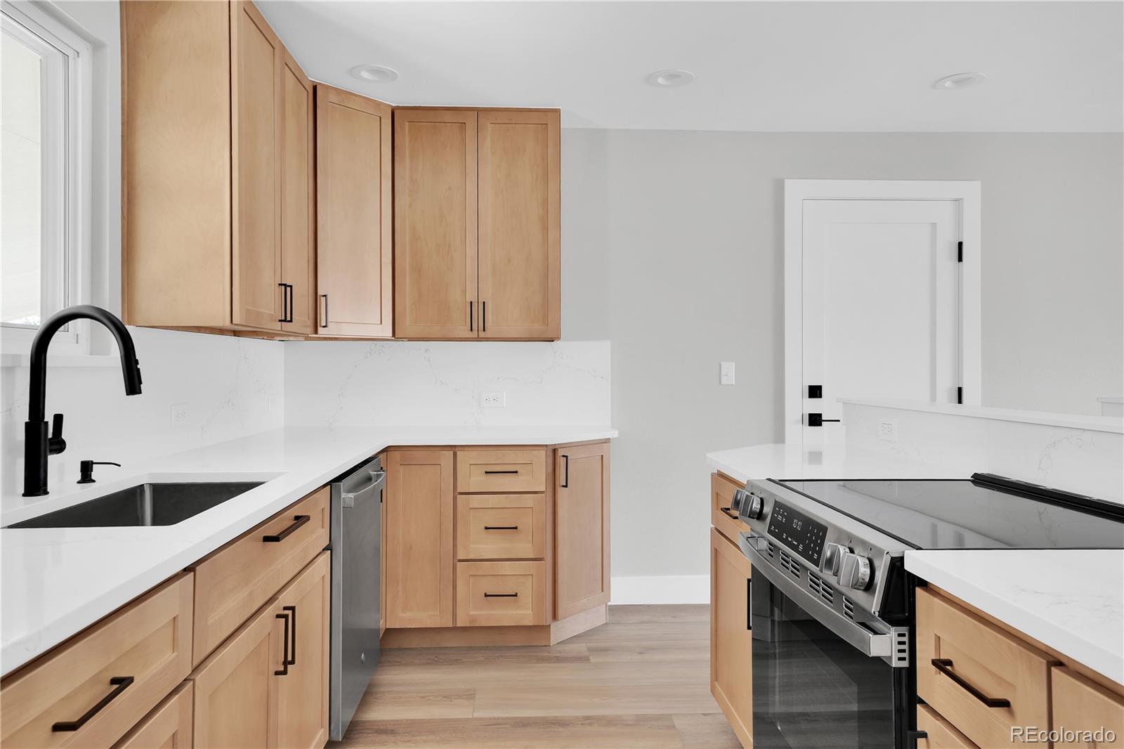 MLS Image #13 for 9204 w colorado avenue,lakewood, Colorado
