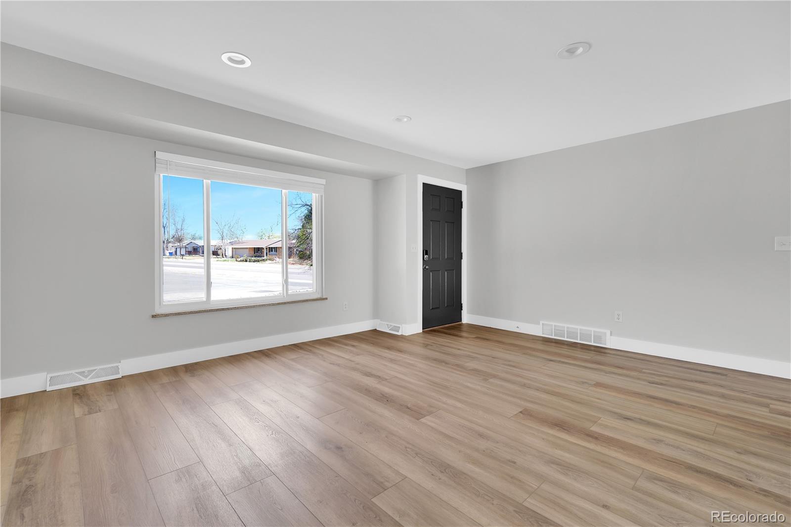 MLS Image #5 for 9204 w colorado avenue,lakewood, Colorado