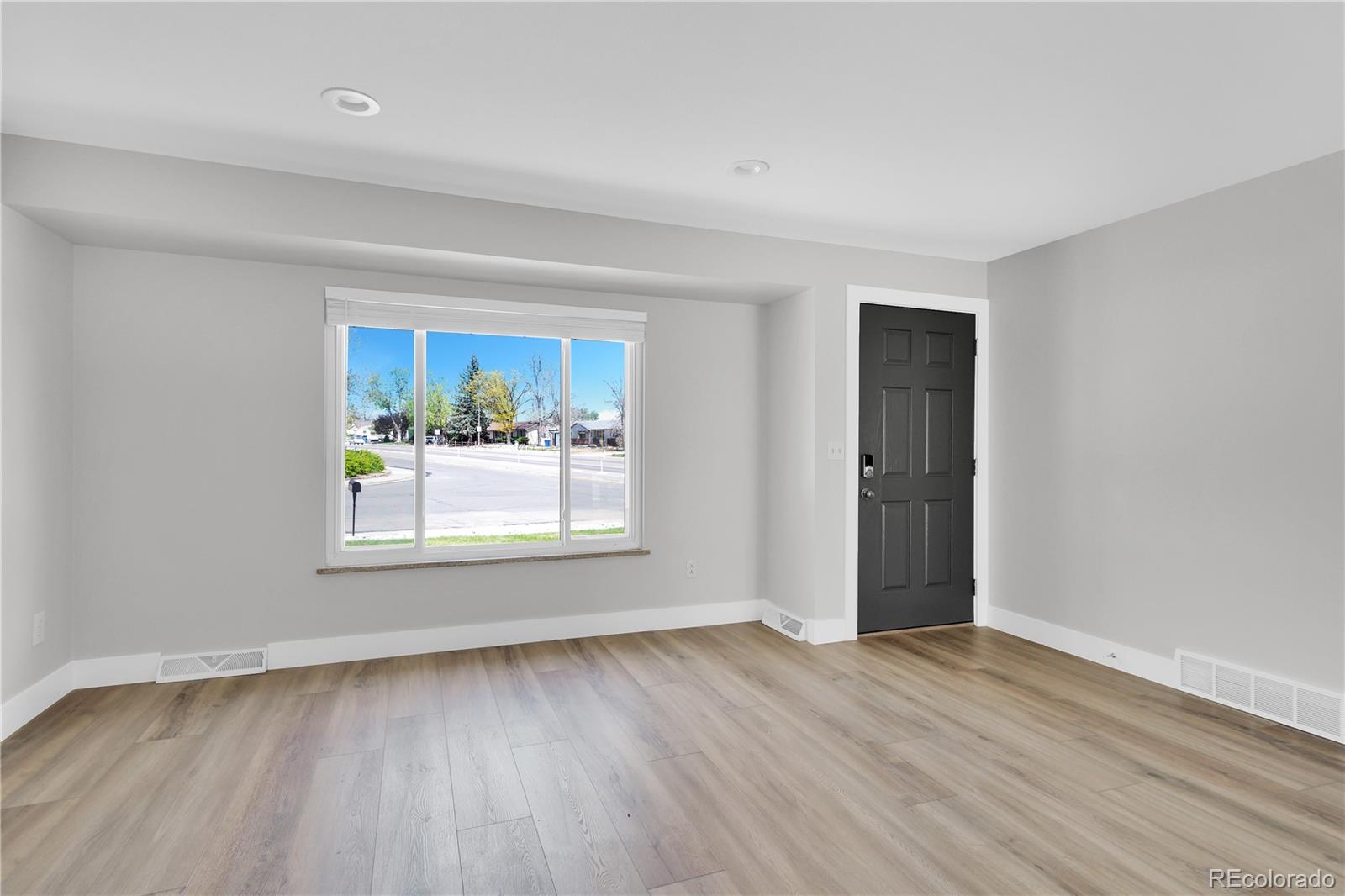MLS Image #6 for 9204 w colorado avenue,lakewood, Colorado