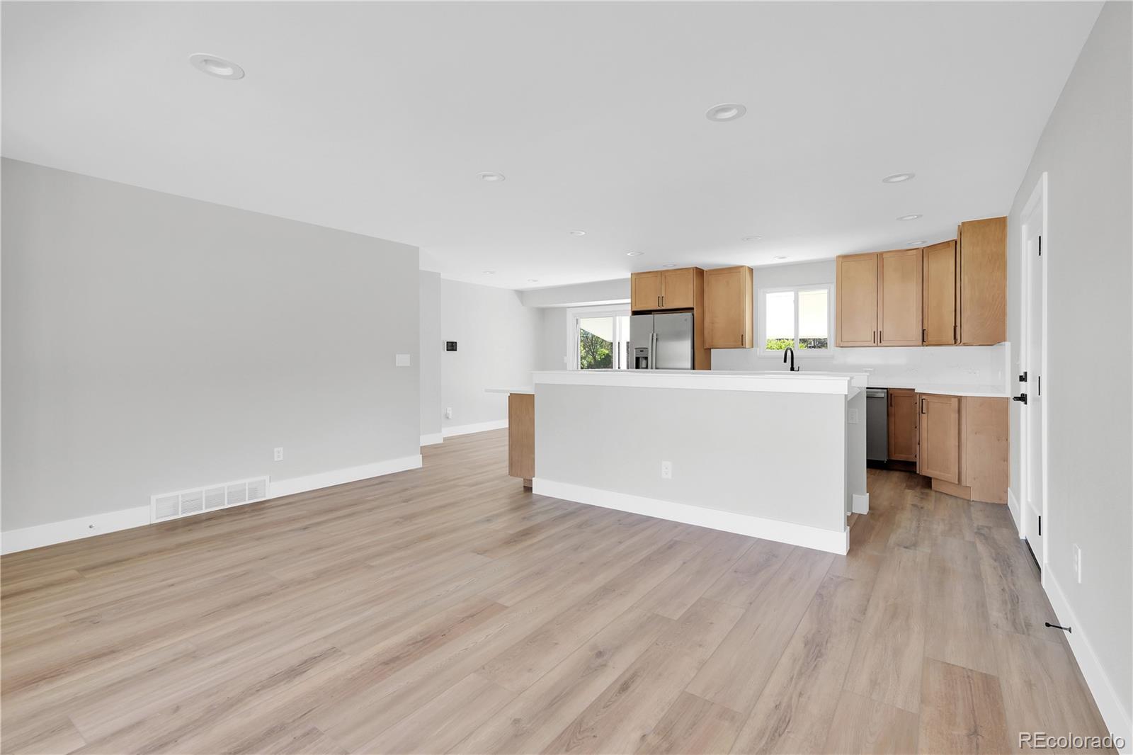 MLS Image #8 for 9204 w colorado avenue,lakewood, Colorado