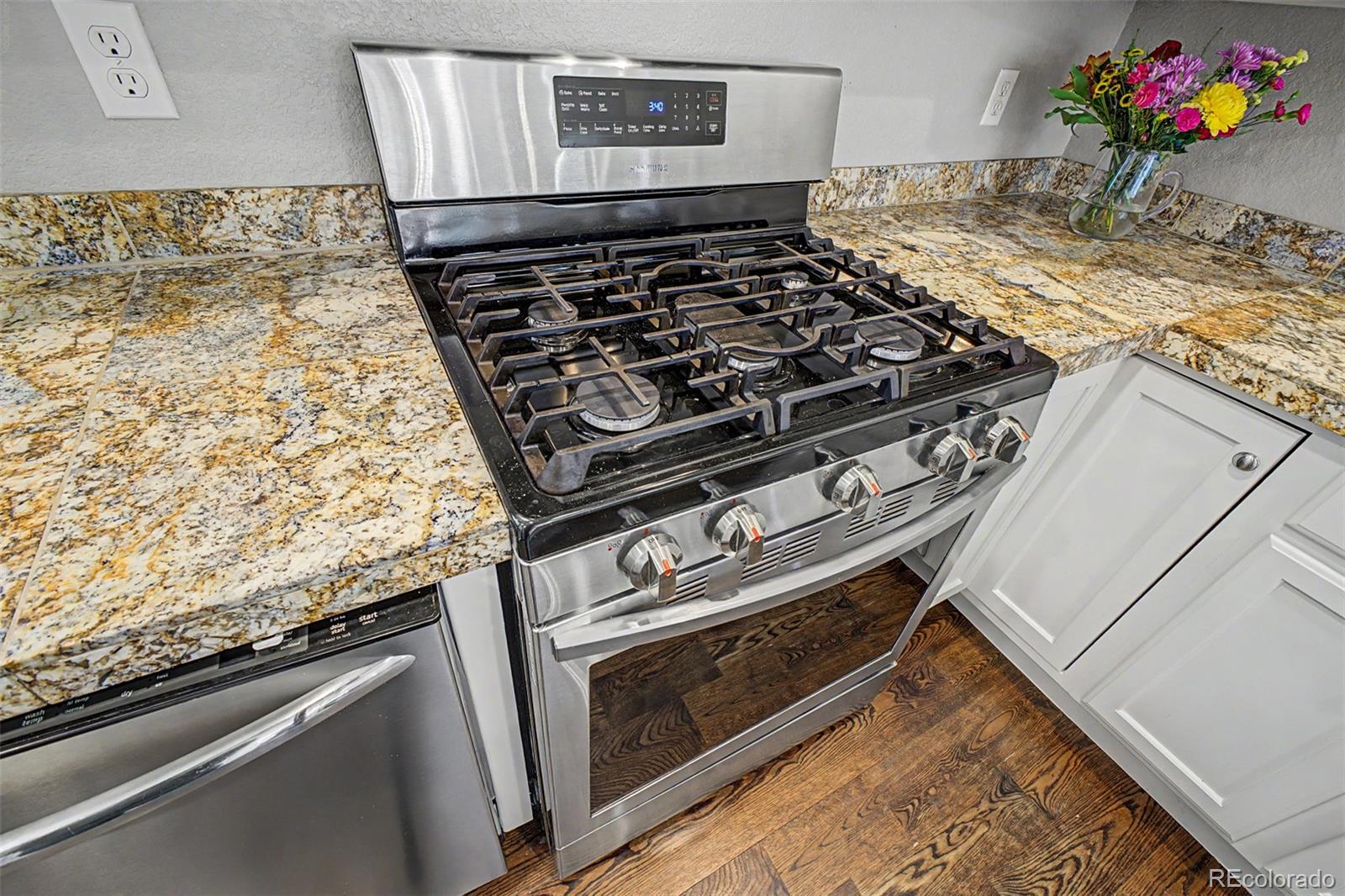 MLS Image #15 for 3444  wabash street,denver, Colorado