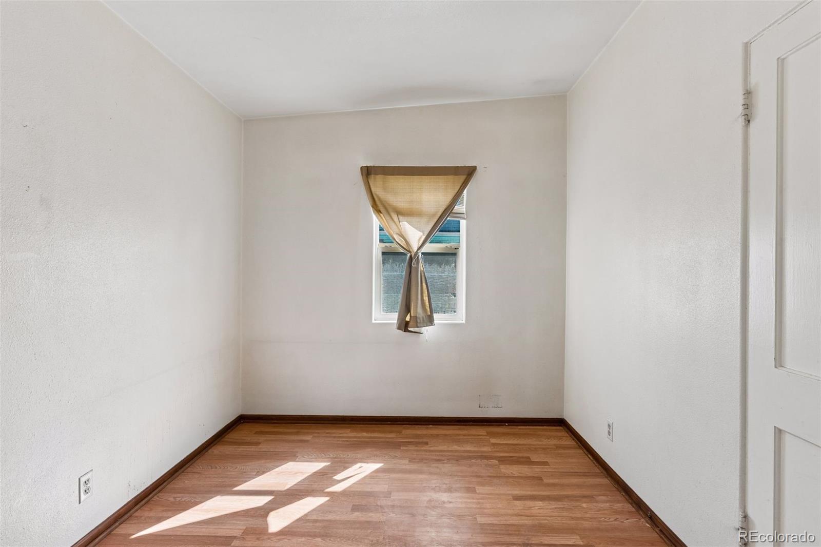 MLS Image #19 for 1631 w hoye place,denver, Colorado