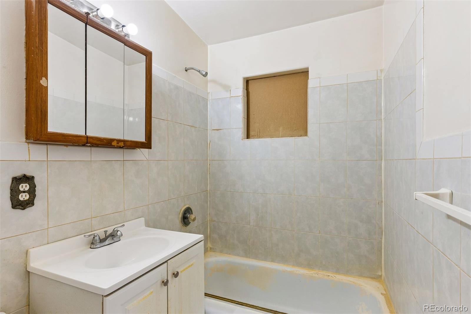 MLS Image #21 for 1631 w hoye place,denver, Colorado