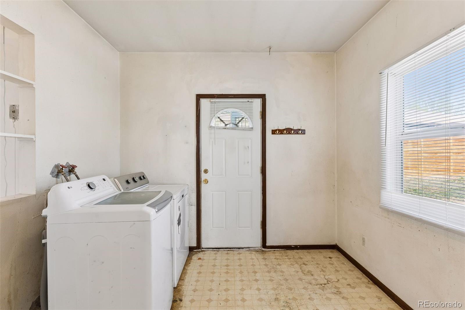 MLS Image #22 for 1631 w hoye place,denver, Colorado