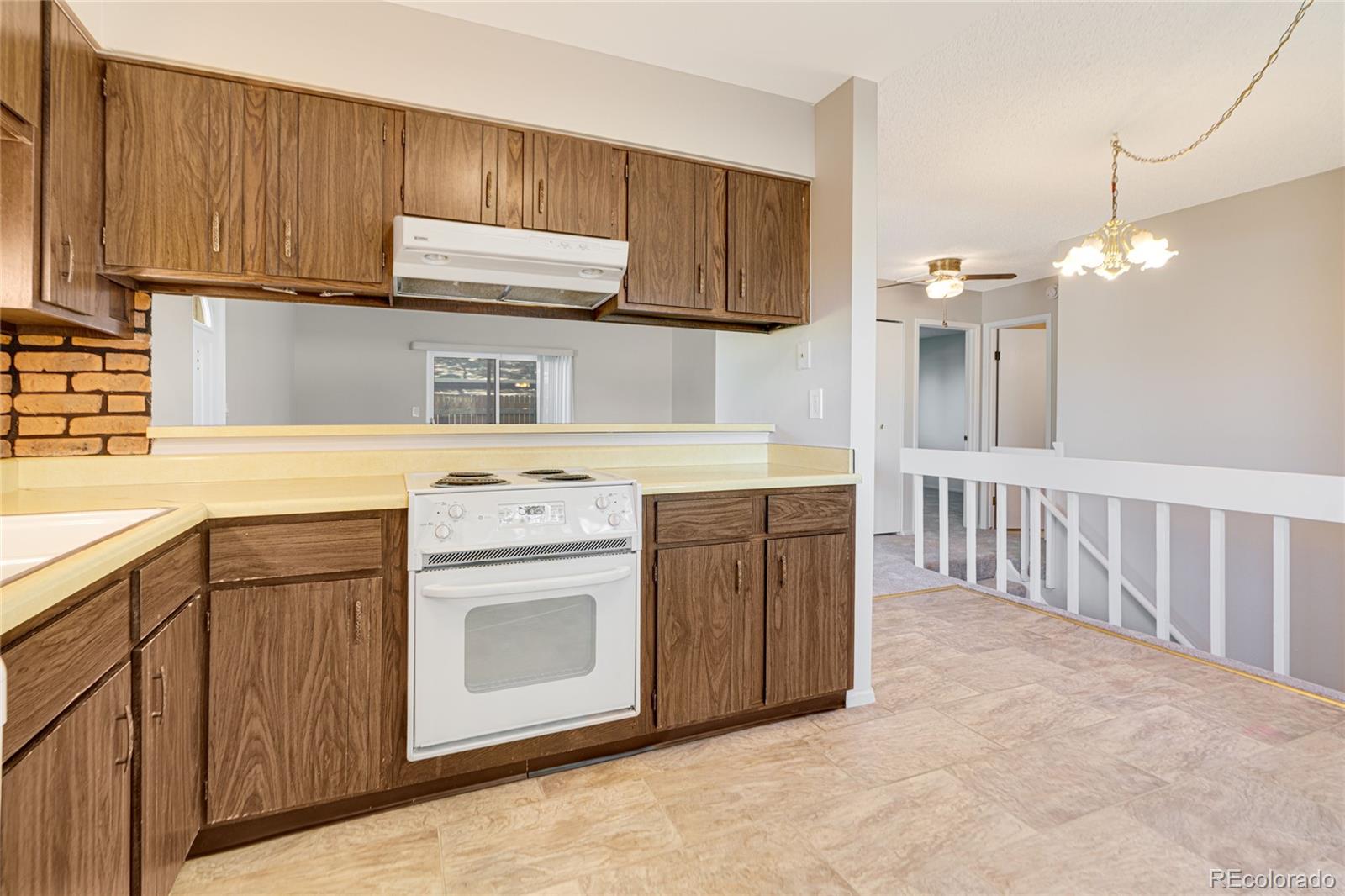 MLS Image #7 for 7973  york street a,denver, Colorado