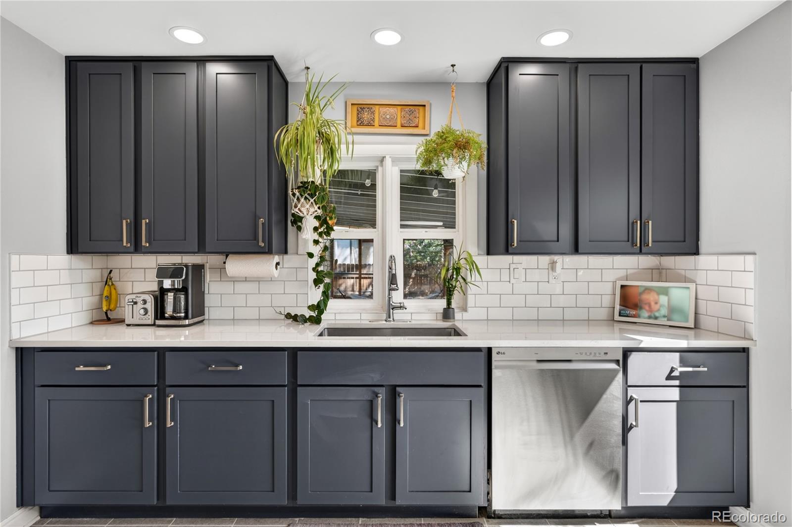 MLS Image #11 for 2720 s logan street,englewood, Colorado
