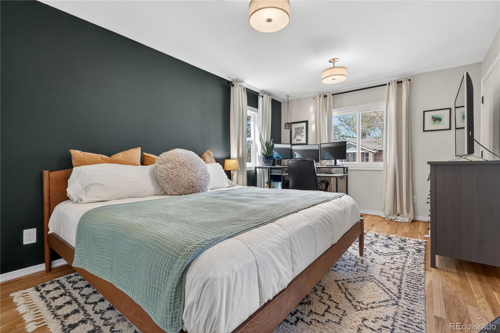 MLS Image #14 for 2720 s logan street,englewood, Colorado