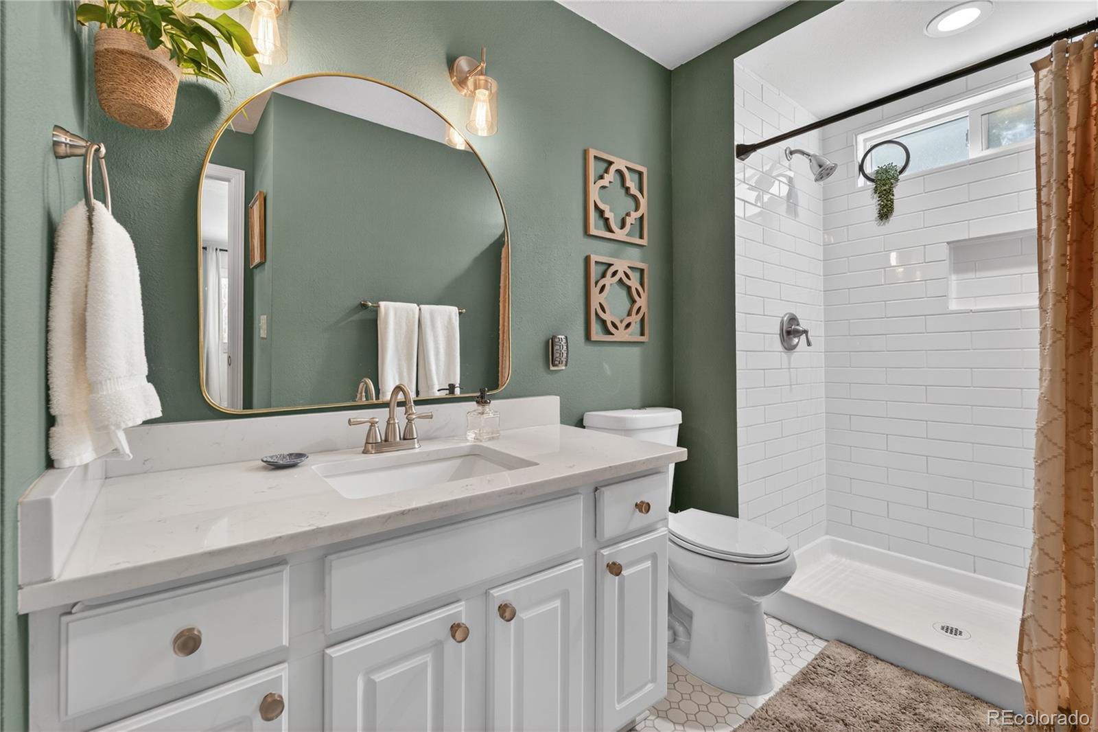 MLS Image #16 for 2720 s logan street,englewood, Colorado