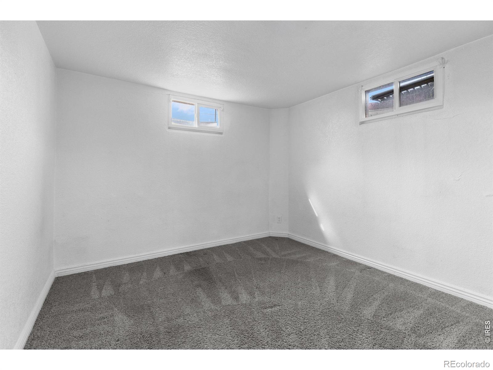 MLS Image #15 for 840 s stuart street,denver, Colorado