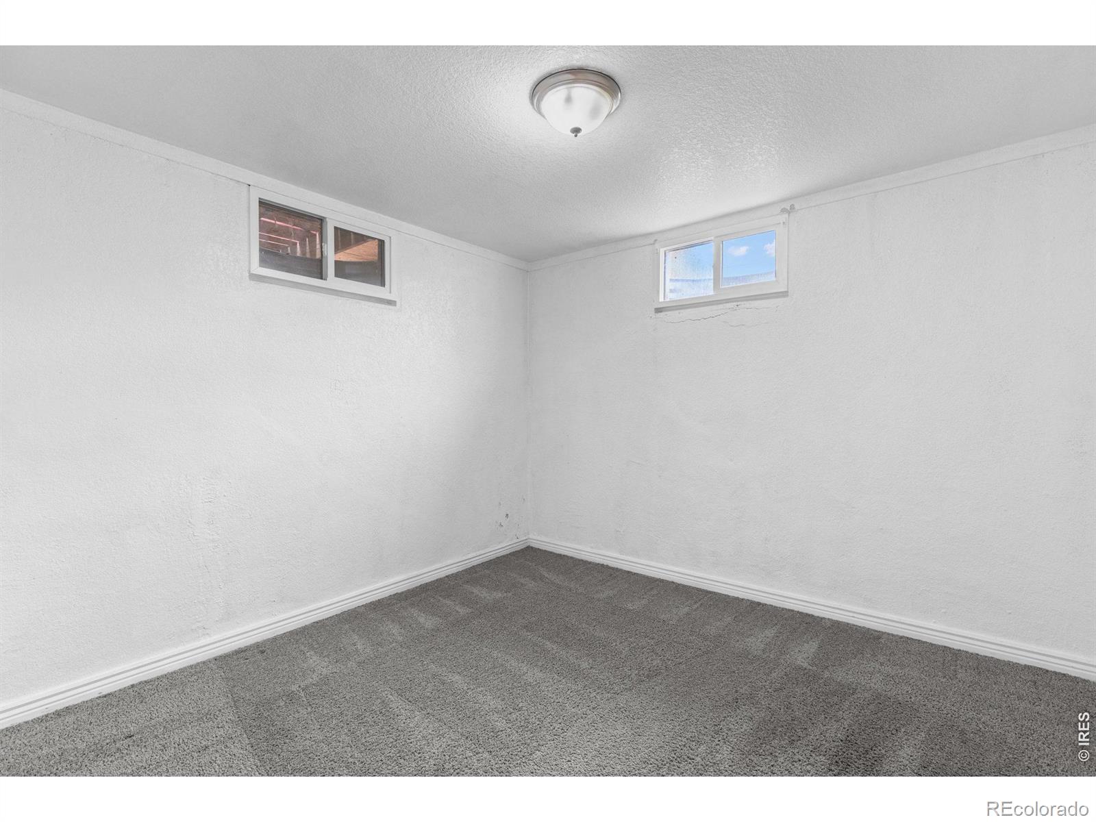 MLS Image #16 for 840 s stuart street,denver, Colorado