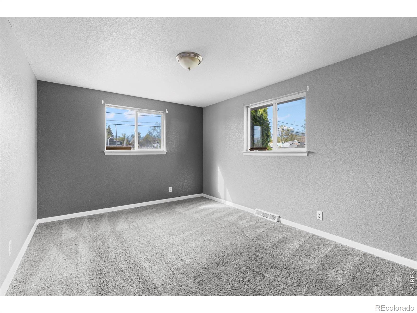 MLS Image #9 for 840 s stuart street,denver, Colorado