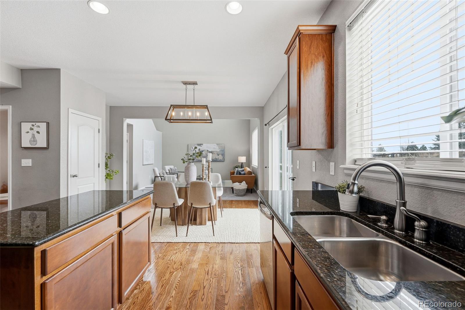 MLS Image #11 for 26009 e frost circle,aurora, Colorado