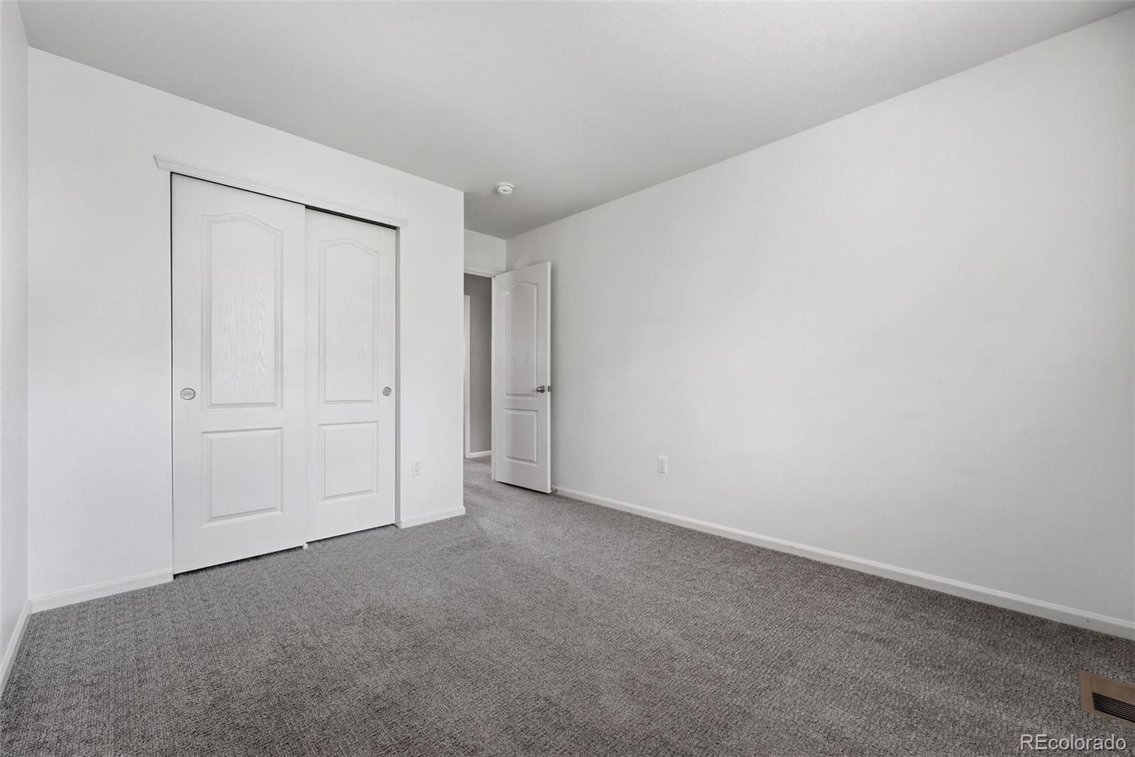 MLS Image #22 for 26009 e frost circle,aurora, Colorado