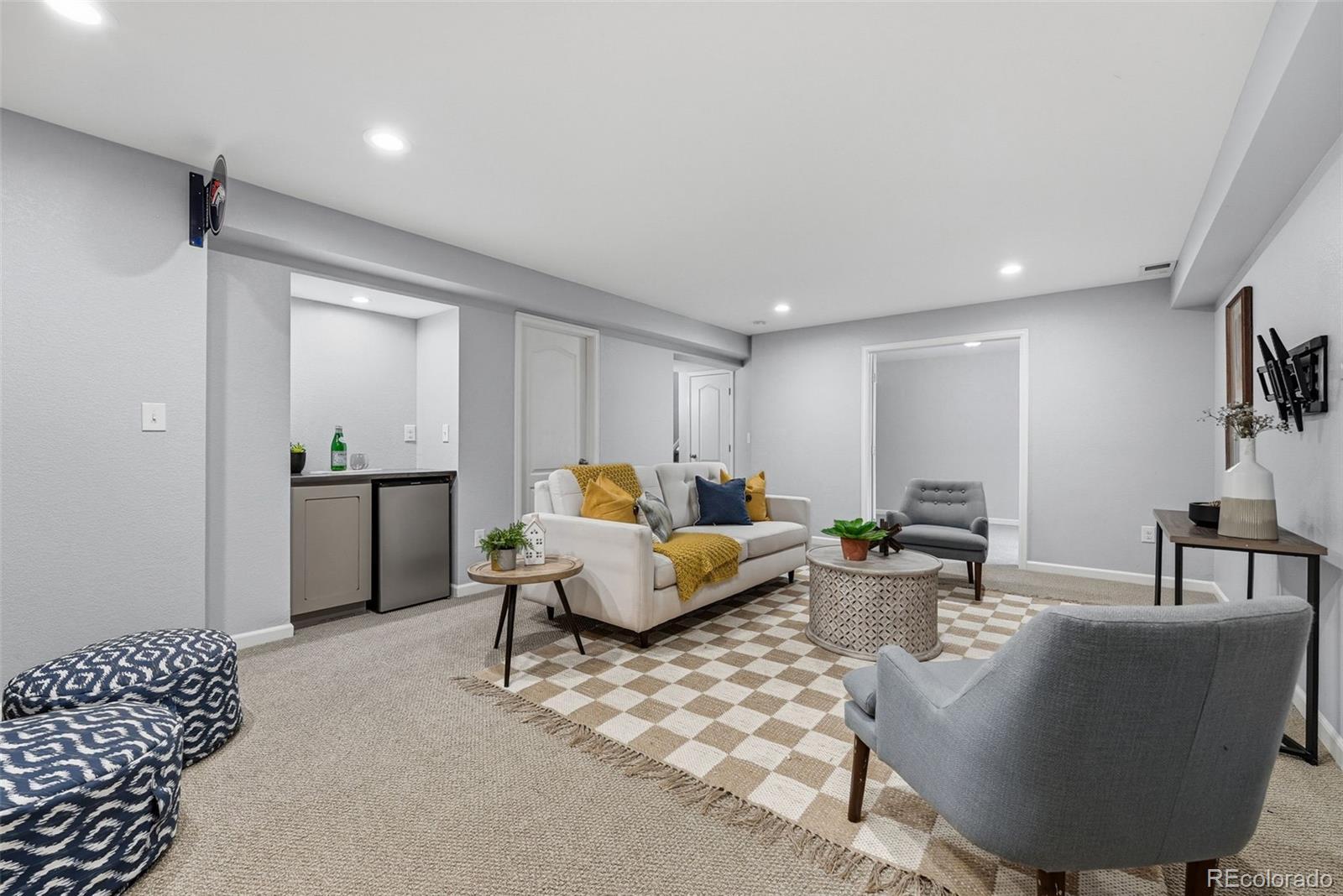 MLS Image #26 for 26009 e frost circle,aurora, Colorado