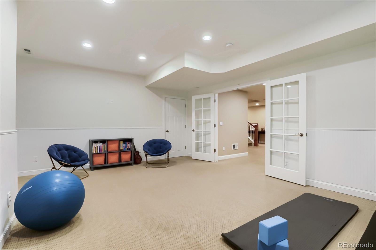 MLS Image #31 for 9526 e 4th avenue,denver, Colorado