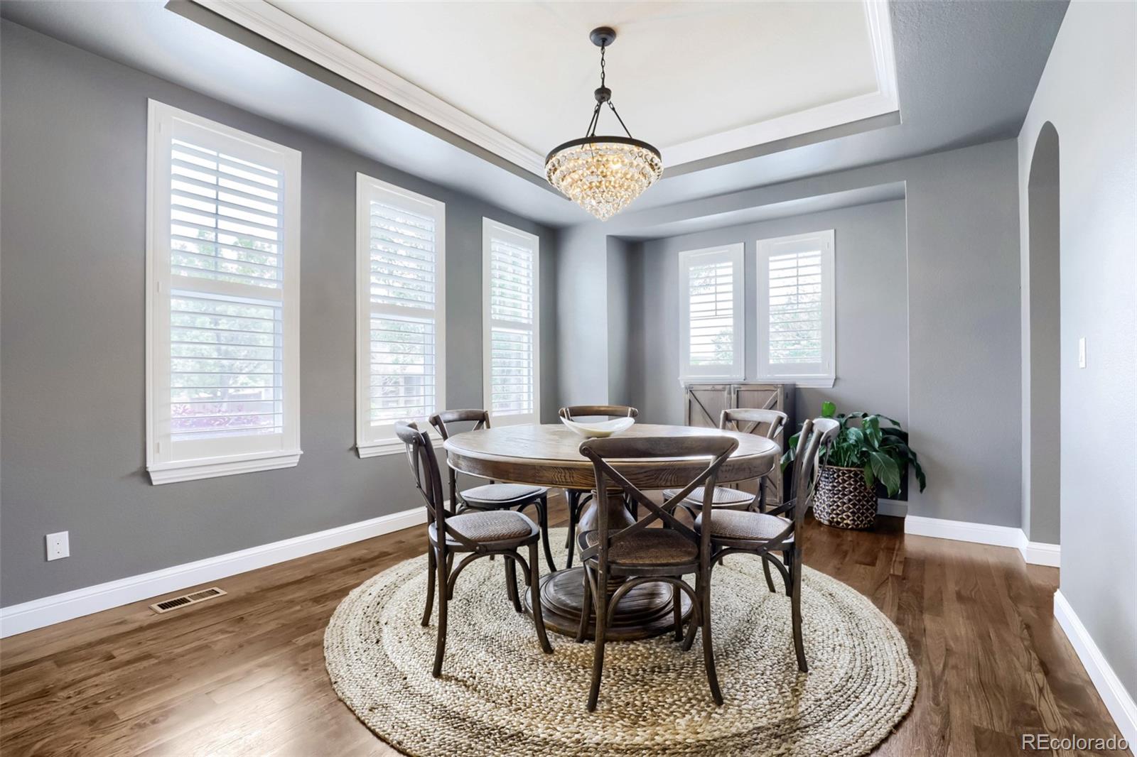 MLS Image #5 for 9526 e 4th avenue,denver, Colorado