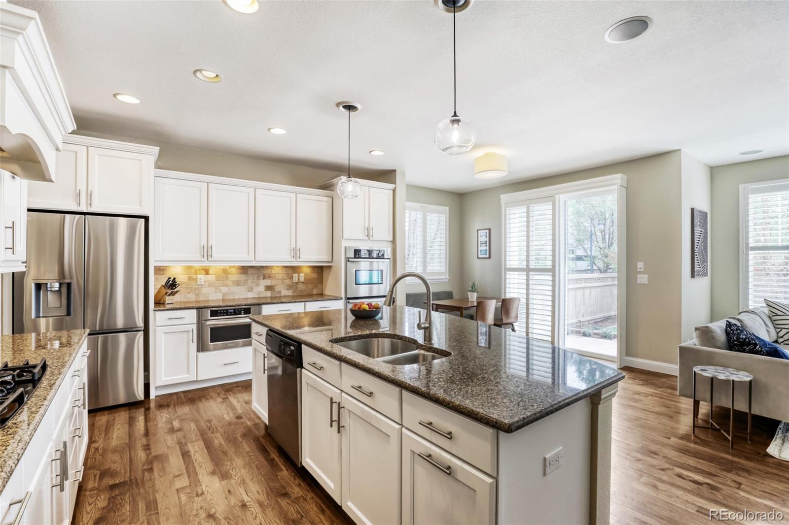 MLS Image #7 for 9526 e 4th avenue,denver, Colorado