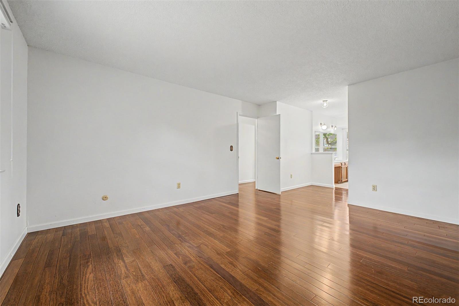 MLS Image #11 for 7072 s eudora street,centennial, Colorado