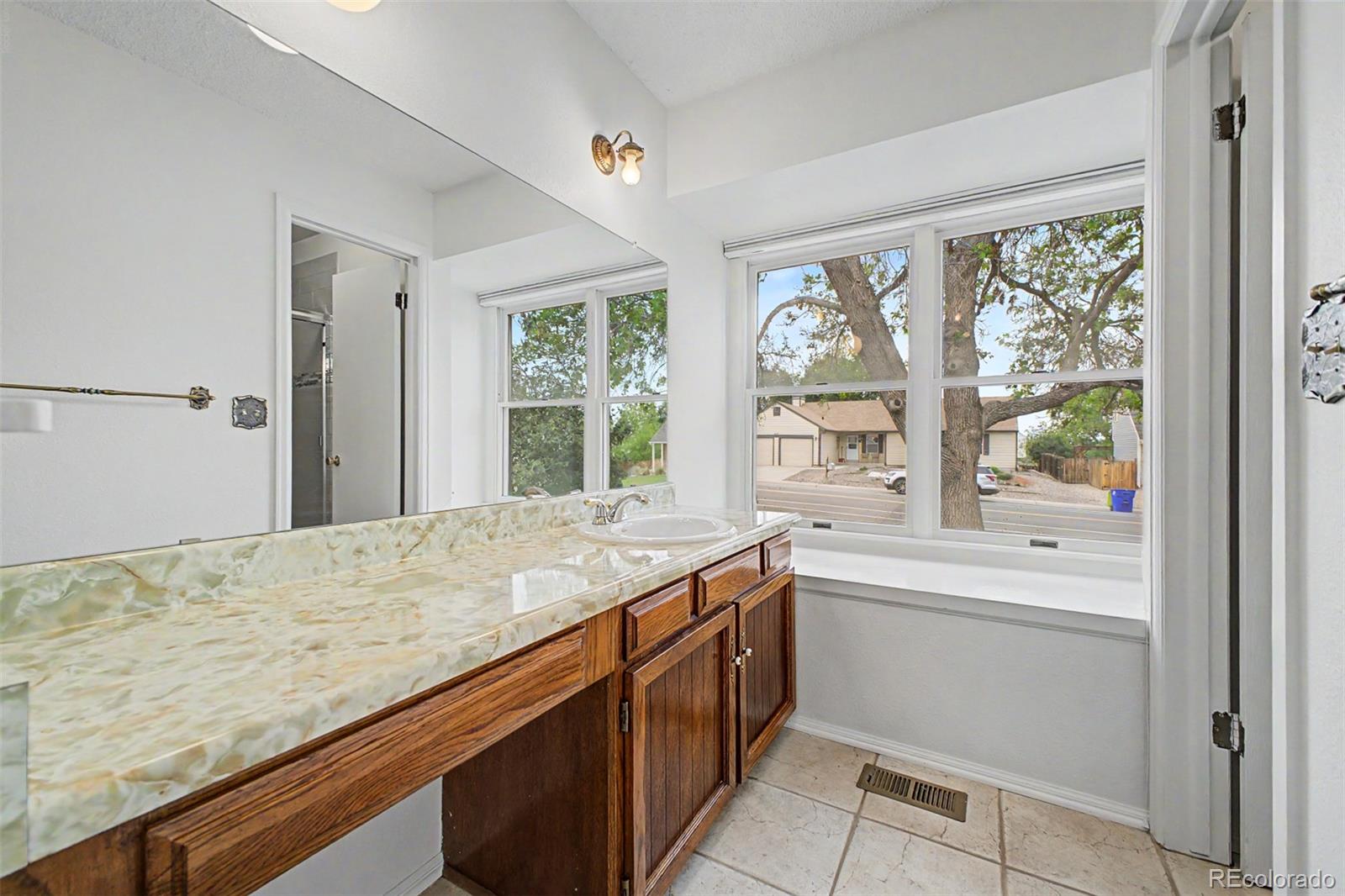 MLS Image #12 for 7072 s eudora street,centennial, Colorado