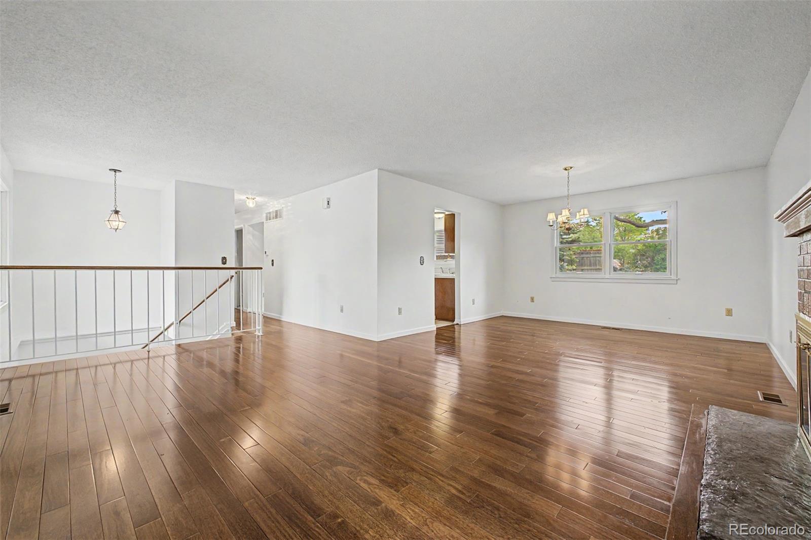 MLS Image #3 for 7072 s eudora street,centennial, Colorado