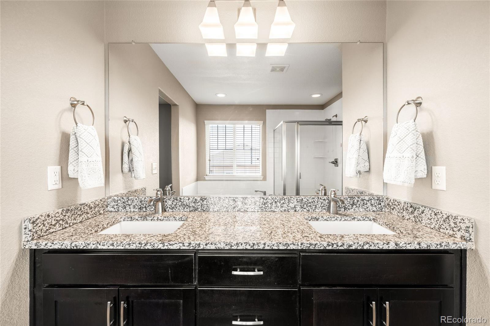 MLS Image #24 for 111 s jackson gap way,aurora, Colorado