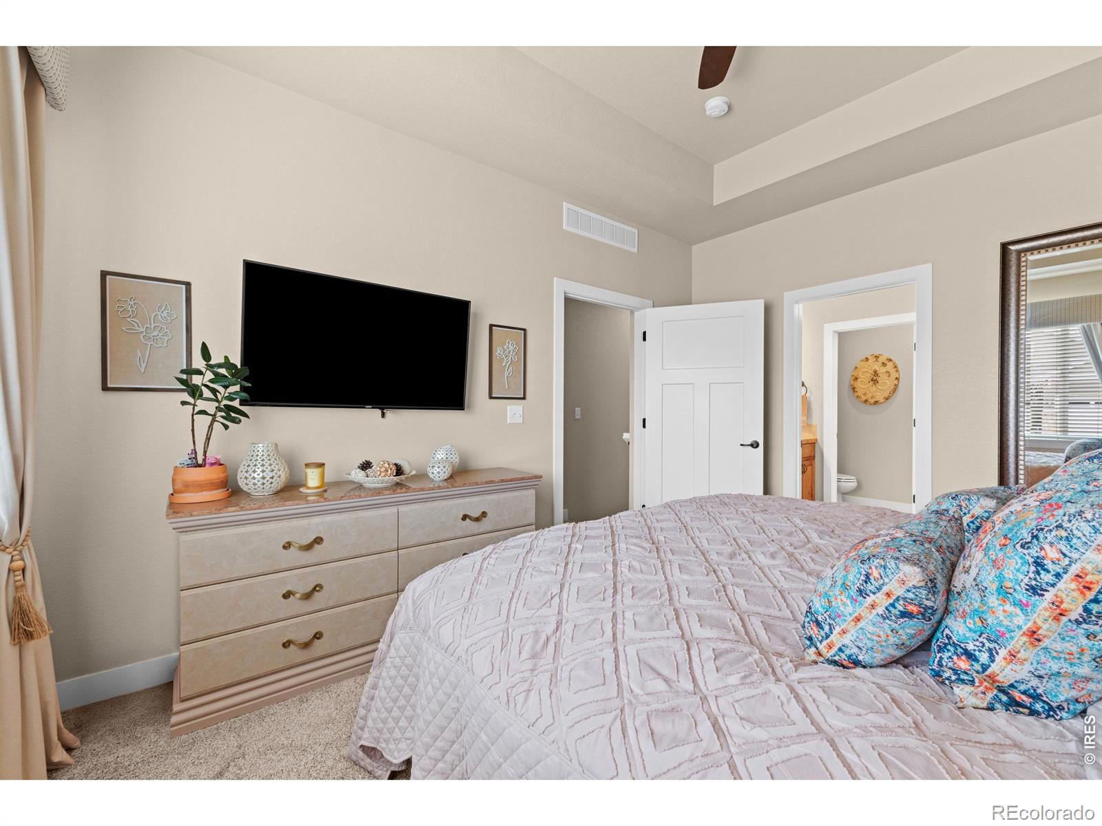 MLS Image #17 for 7902  river run drive,greeley, Colorado